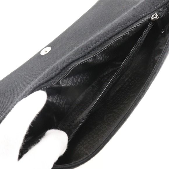 CHANEL Ice Cube Shoulder Bag in Cotton Black - Picture 6 of 10